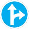 Sinal de trânsito, obrigação, obrigatório seguir em frente ou virar à direita